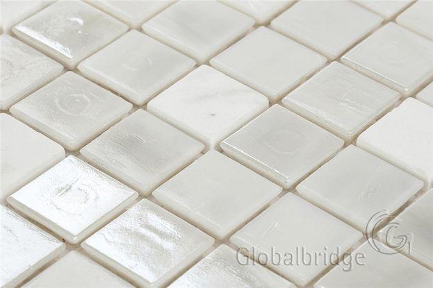 glass bathroom tiles